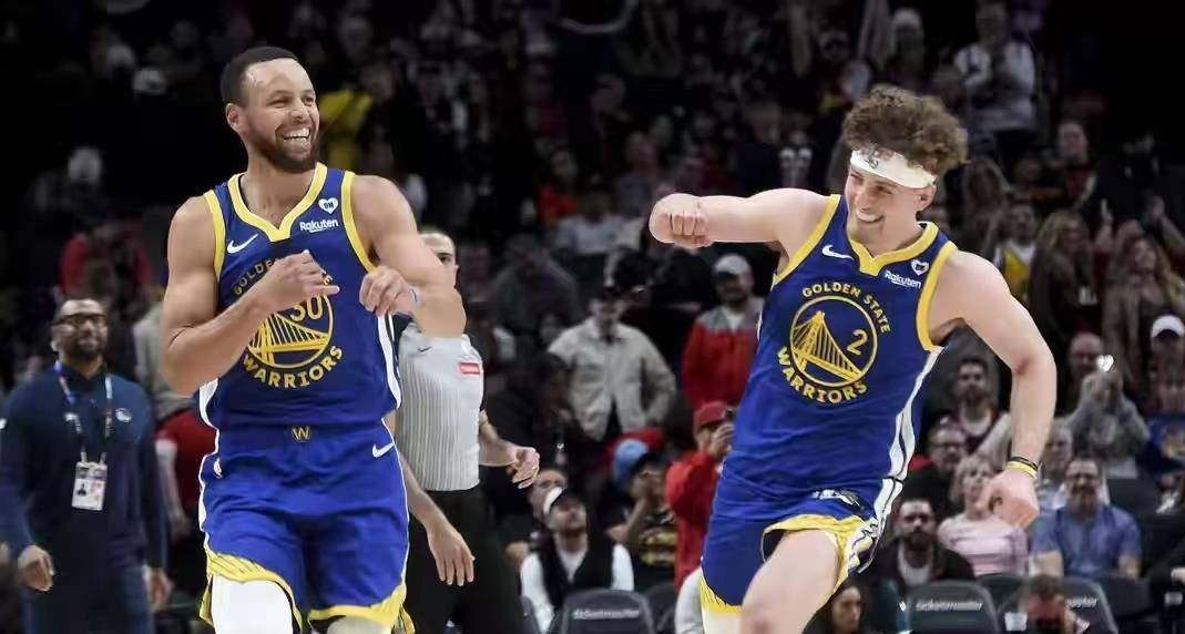 包含勇士大胜爵士，库里盖伊火力全开再度称雄的词条