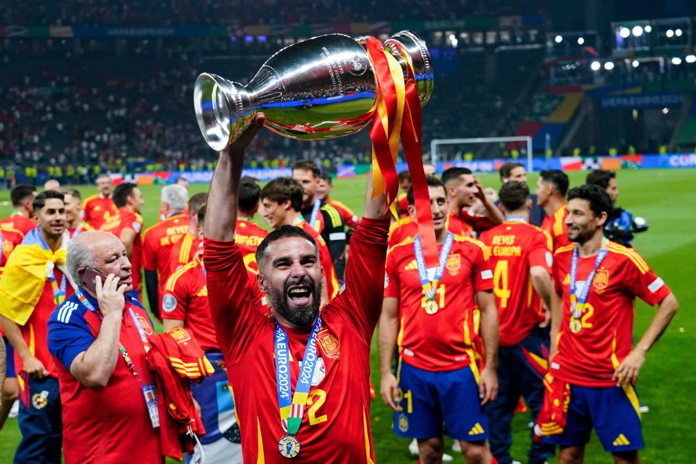 欧洲杯资格赛首轮比赛精彩纷呈